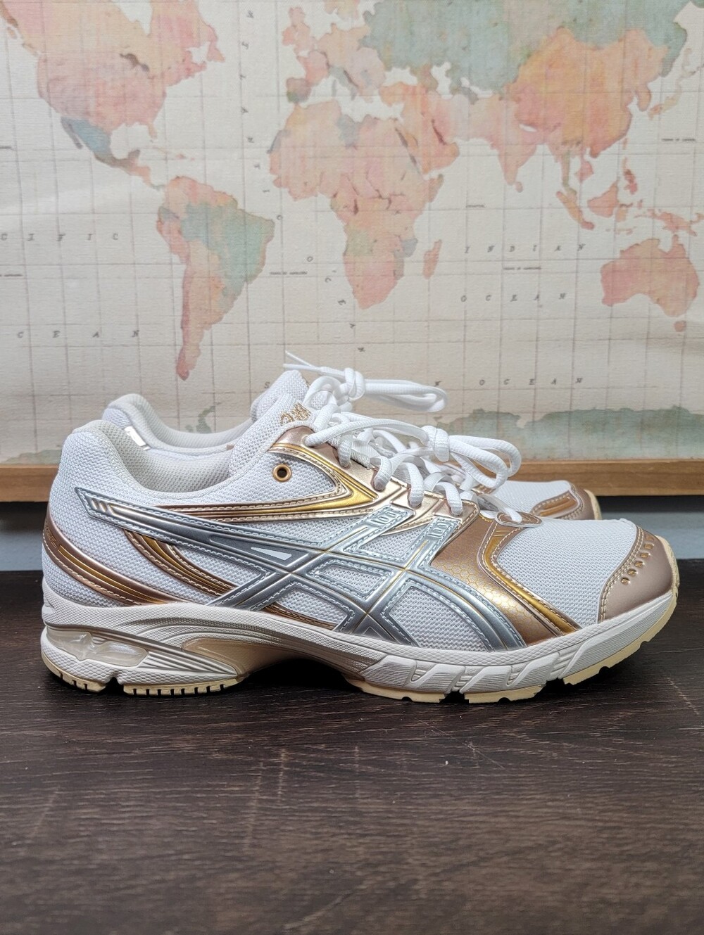 BRAND NEW ASICS GEL-DS Trainer 14 Women's Size 10.0